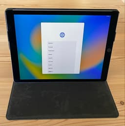iPad Pro 12,9” (1 generationen, 32 GB) + Apple Pencil – bra skick