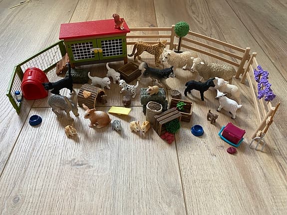 Schleich djur och tillbehör
