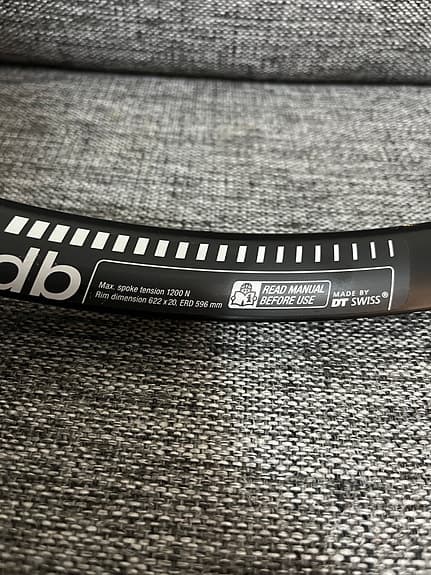 DT Swiss R470 db