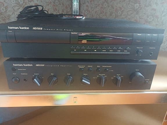 Harman Kardon försteg och CD-spelare svart
