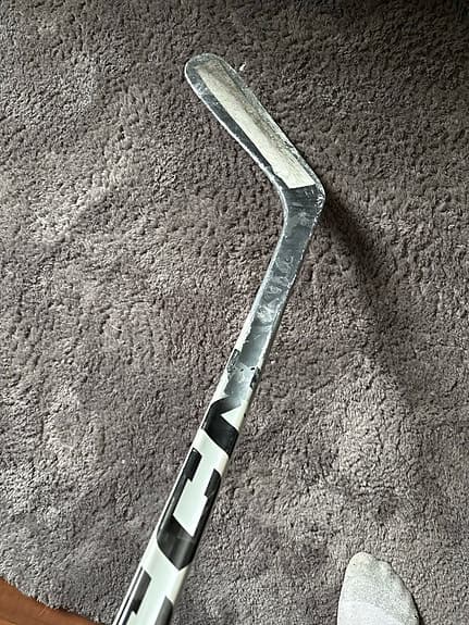 CCM Trigger 9 PRO vit ishockeyklubba 40 flex P29