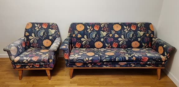 Mindre soffa och fåtölj retro vintage 50-tal teak