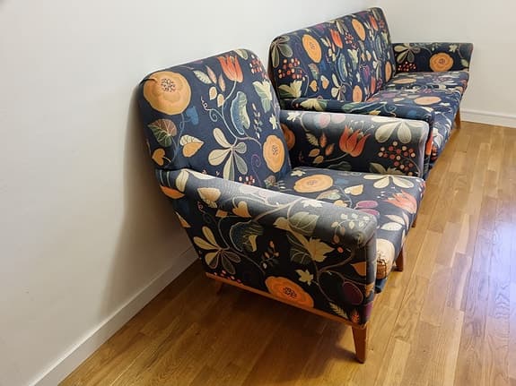 Mindre soffa och fåtölj retro vintage 50-tal teak