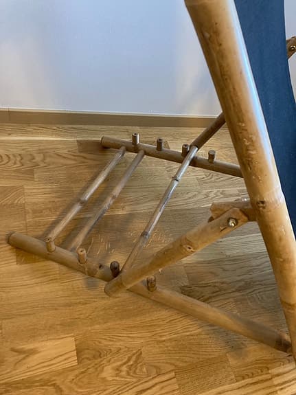 Solstol bambu med svart tyg