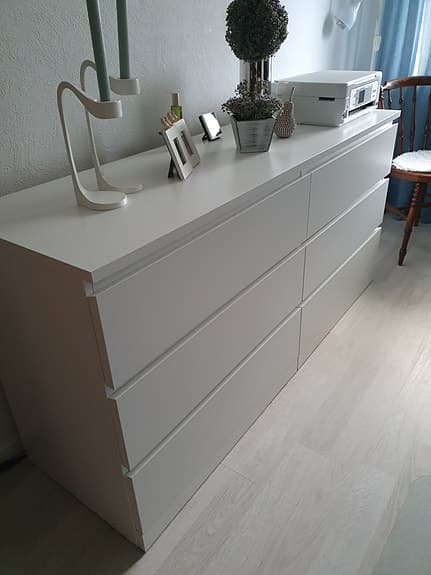 IKEA byrå vit med sex lådor