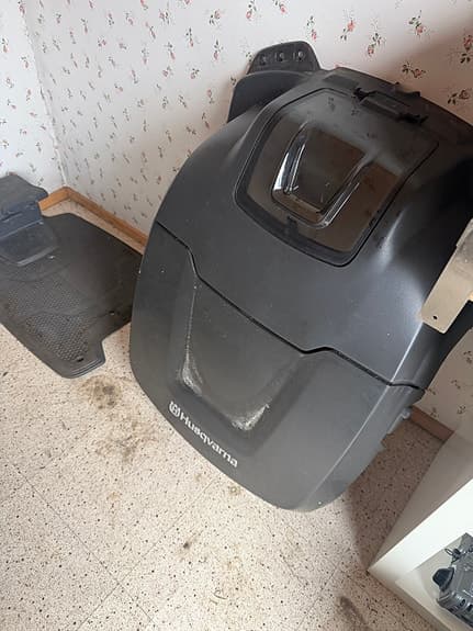 Husqvarna Automower 315x (gps) robotgräsklippare med laddstation och tillbehör