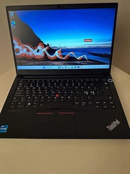 Lenovo ThinkPad E14 Gen 2 – i5 / 8 GB / 256 GB SSD / bra batteri