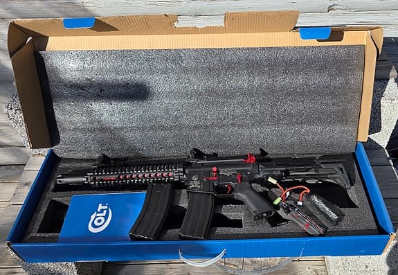 Cybergun Volt ME Sierra Arg - röd