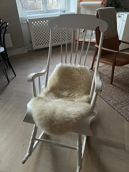 Antique Wooden Rocking Chair / Vintage Gungstol