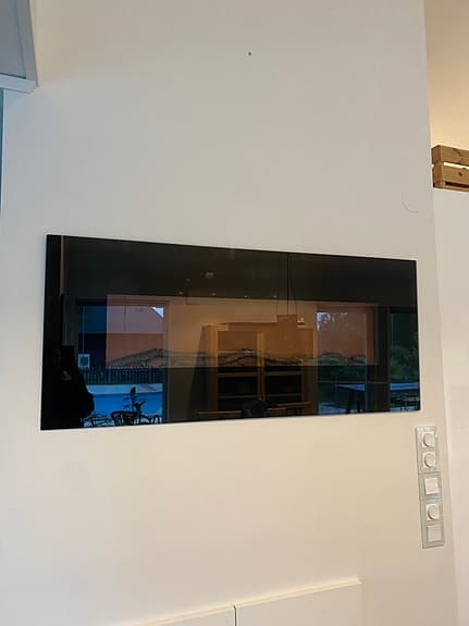 Inbyggd elektrisk prydnadsbrasa