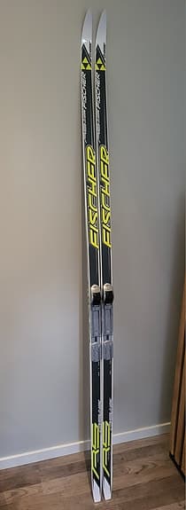 Längdsskidor Fischer RS Classic Racing 197cm