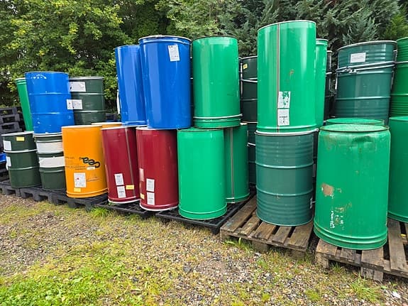 Eldningstunna 200 liter stora lock Fina