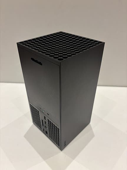 Xbox Series X – Mycket bra skick – Kan hämtas idag