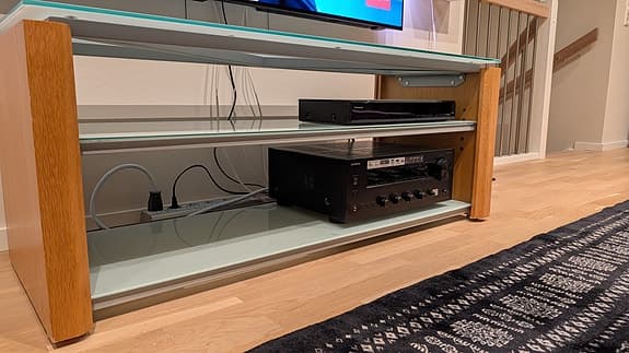 Stereomöbel Soundstyle, Tv-bänk.