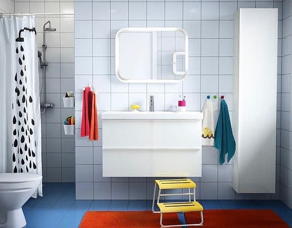 IKEA ” Storjorm”  Badrumsspegel med belysning