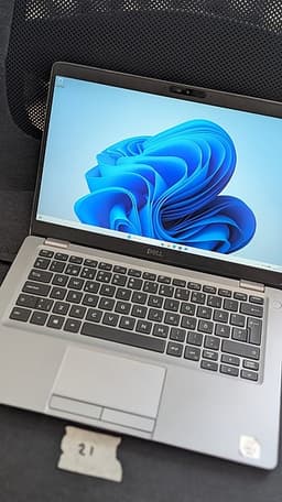 Dell Latitude 5310 13,3" i5-10310U/16GB/240GB/ - toppskick!