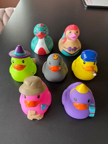 Badankor set plastfåglar flerfärgade