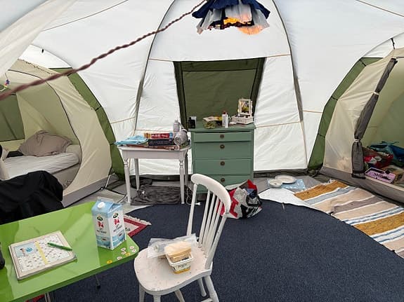 Tält familjetält flerpersons grön/vitt