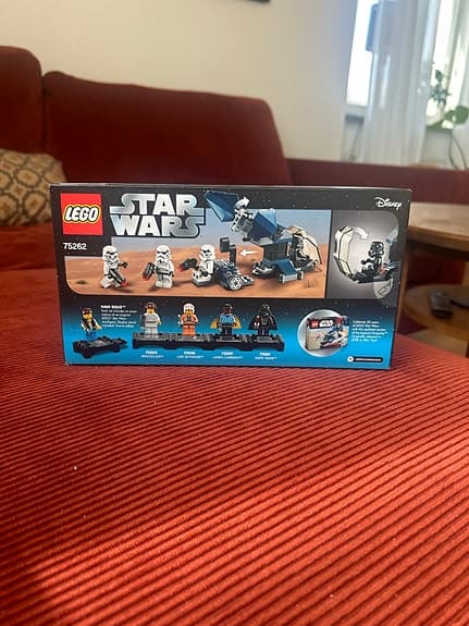 LEGO Star Wars set 75262 Imperial Dropship – 20th Anniversary Edition