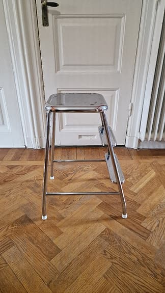 AWAB / Lindqvist - pall, rensad och redo för ny klädsel