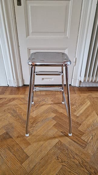 AWAB / Lindqvist - pall, rensad och redo för ny klädsel