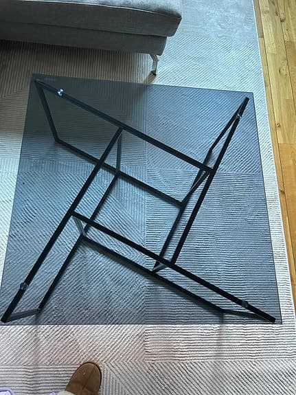 Fint glassoffbord från mio