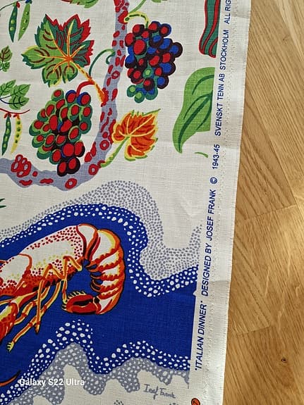 svenskt tenn Josef Frank tyg i lin som heter Italien dinner.