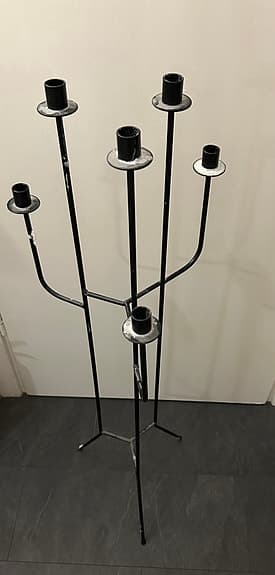 Golvljusstake svart metall