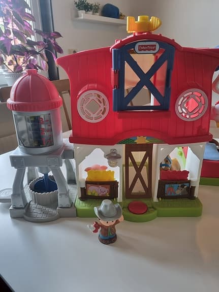 Fisher-Price Little People leksaksbondgård med djurfigurer