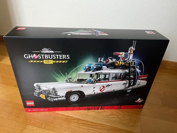 Lego Ghostbusters Ecto-1 byggsats