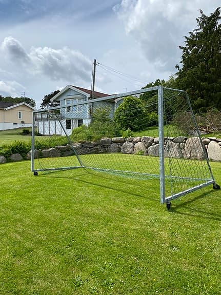 Fotbollsmål och Rebounder