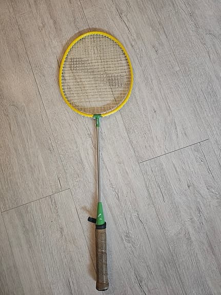 Badminton racket