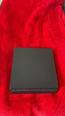 Sony Playstation 4 slim