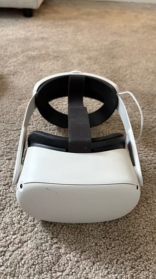 Meta Quest 2 VR‑headset 256Gb, Elitstrap, vit med handkontroller och fodral