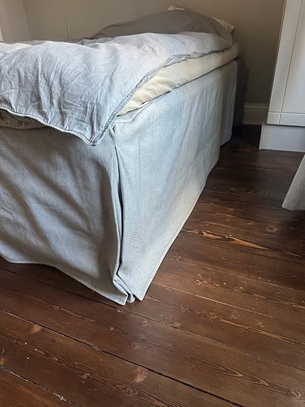 IKEA Mosterhamn sängkappa 140
