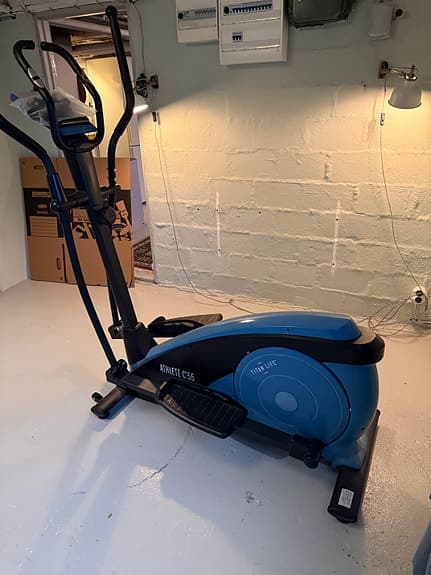 Titan Life Athlete C55 crosstrainer, fint skick