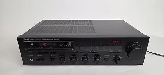 Yamaha RX-300 stereo receiver svart