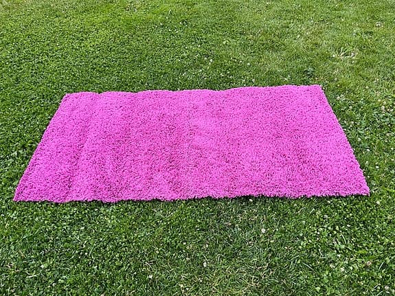 IKEA. Superfin rosa/lila matta 80 x 160 eller två 80 x 80.