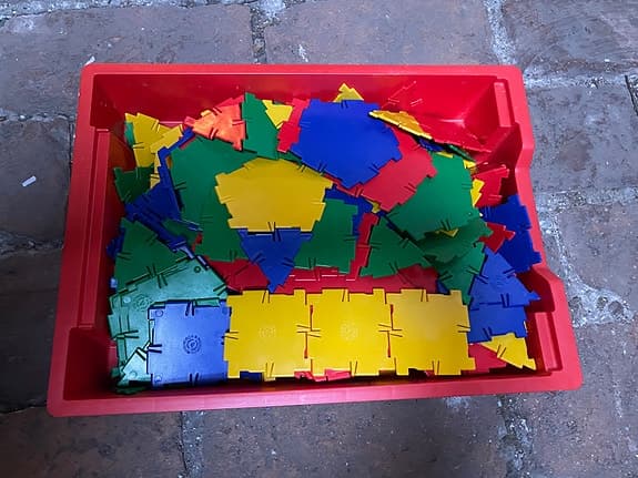 Polydron "klassuppsättning", 184 delar