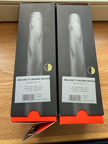 Schwalbe Pro One TT Record Edition racerdäck 28-559 svart