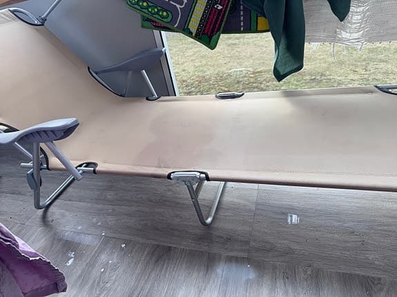 Solsäng beige finns i Falun