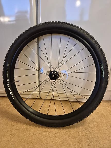 29" Bakhjul med eliminator gridtrail T7 (nytt) Specialized evo comp