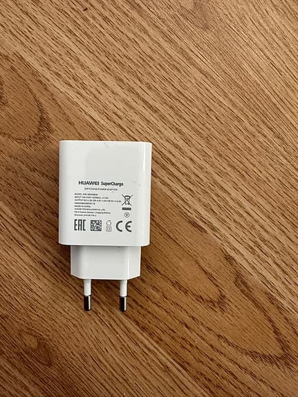 Huawei SuperCharge strömadapter HW-050450E00