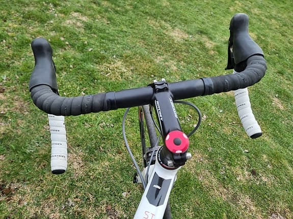 KTM Strada 2000 fin racercykel i nyskick.