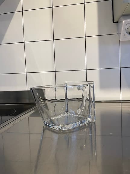 Glasskäppa/glasbytta från Kvänum