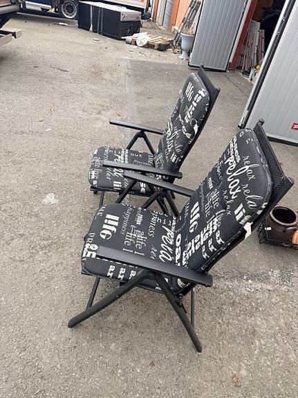 Jutlandia solstolar/positionsstolar svart med dynor