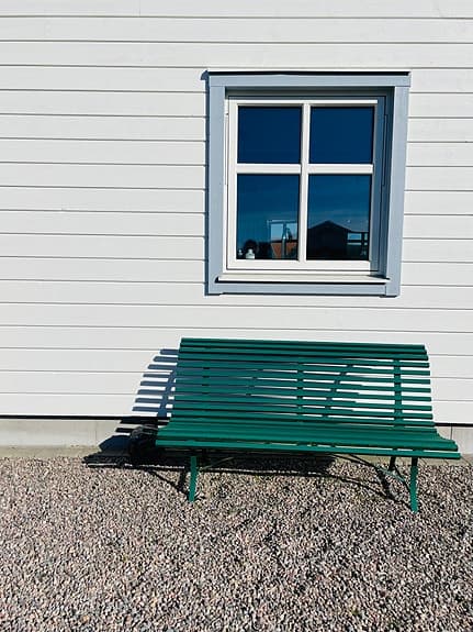 Trädgårdsbänk grön metall från Fermob