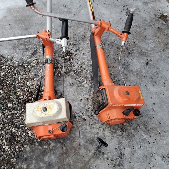 Husqvarna 165 T Röjsåg bensindriven orange