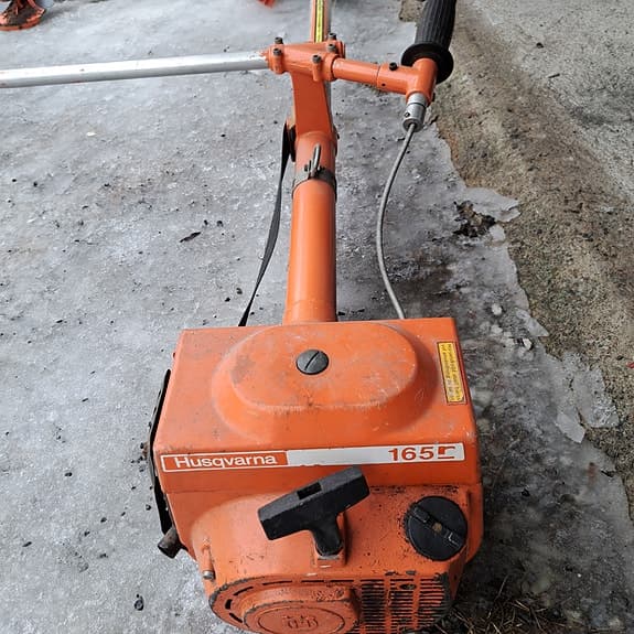 Husqvarna 165 T Röjsåg bensindriven orange