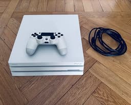 Sony Playstation PS 4 Pro Vit PS4